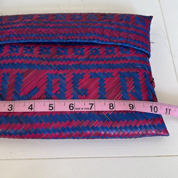 Pippa Holt Pouch - Picture 5 of 6